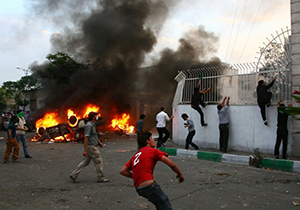 بررسی موضوع حصر خانگی سران فتنه در برنامه جهان آرا + فیلم