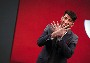 رقص کردی علیرضا بیرانوند دروازبان تیم پرسپولیس + فیلم