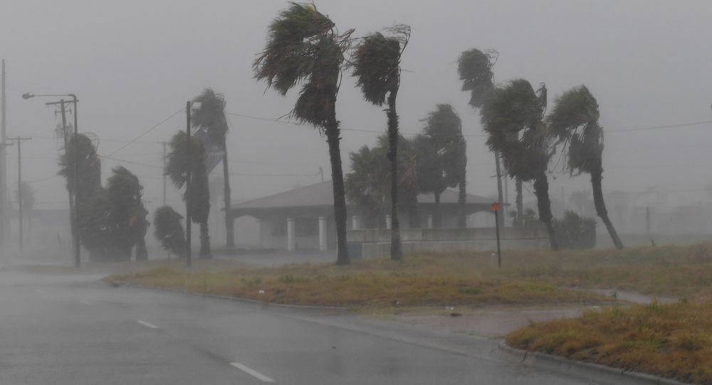 اعلام خسارت‌های وارد شده در فلوریدا بر اثر طوفان ایرما + فیلم