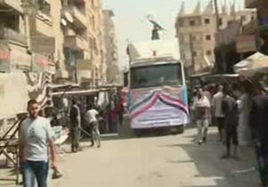 اولین فیلم از ورود کمک‌های مردمی ایران به دیرالزور