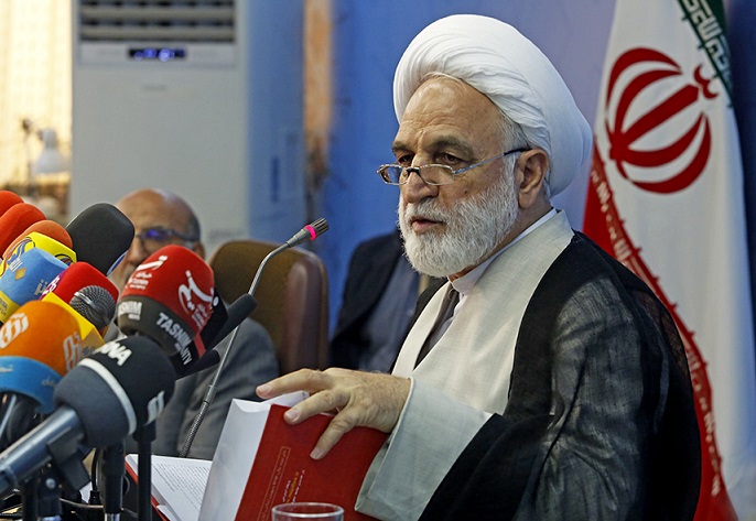 مشروح صدوهفدهمین نشست سخنگوی قوه قضائیه; تاکید بر تداوم حصر در جلسه اخیر شورا/ رجایی خارج از زندان دچار سرطان شد/ طاهری در شعبه هم عرض مجدد به اعدام محکوم شد/ صدور کیفرخواست برای ۲۰ متهم حقوق های نجومی‌/ماجرای خروج نیروهای امنیتی از خانه کروبی