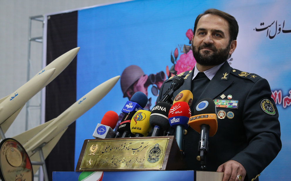 امیر اسماعیلی در برنامه نگاه یک: اخطار قرارگاه پدافند هوایی ارتش به یک فروند پهپاد RQ-۴ آمریکا/ تحویل سامانه باور ۳۷۳ تا پایان سال