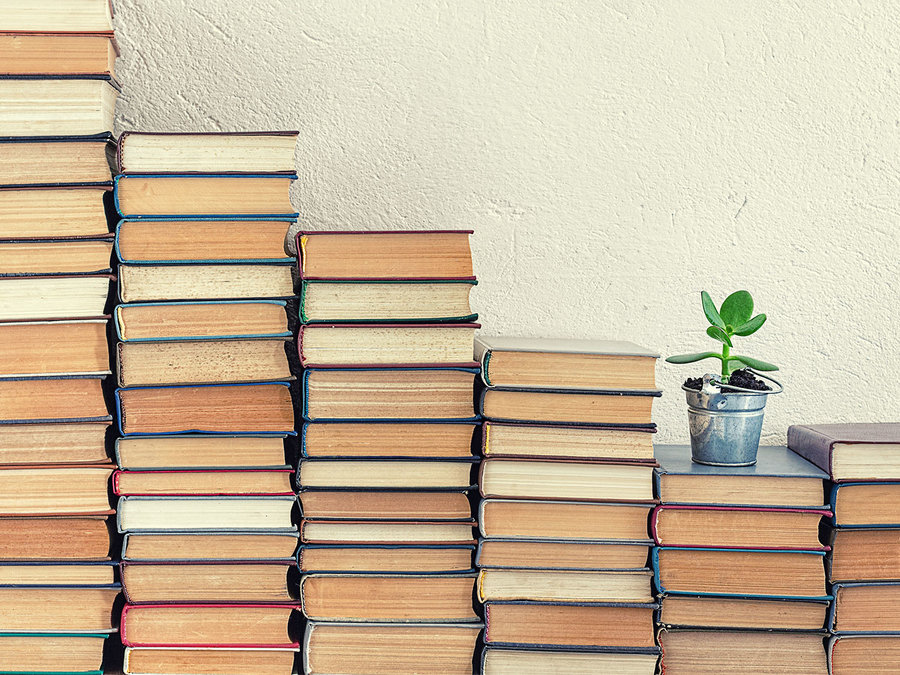 انتقاد یک ناشر از تیراژهای ساختگی کتاب در بازار نشر