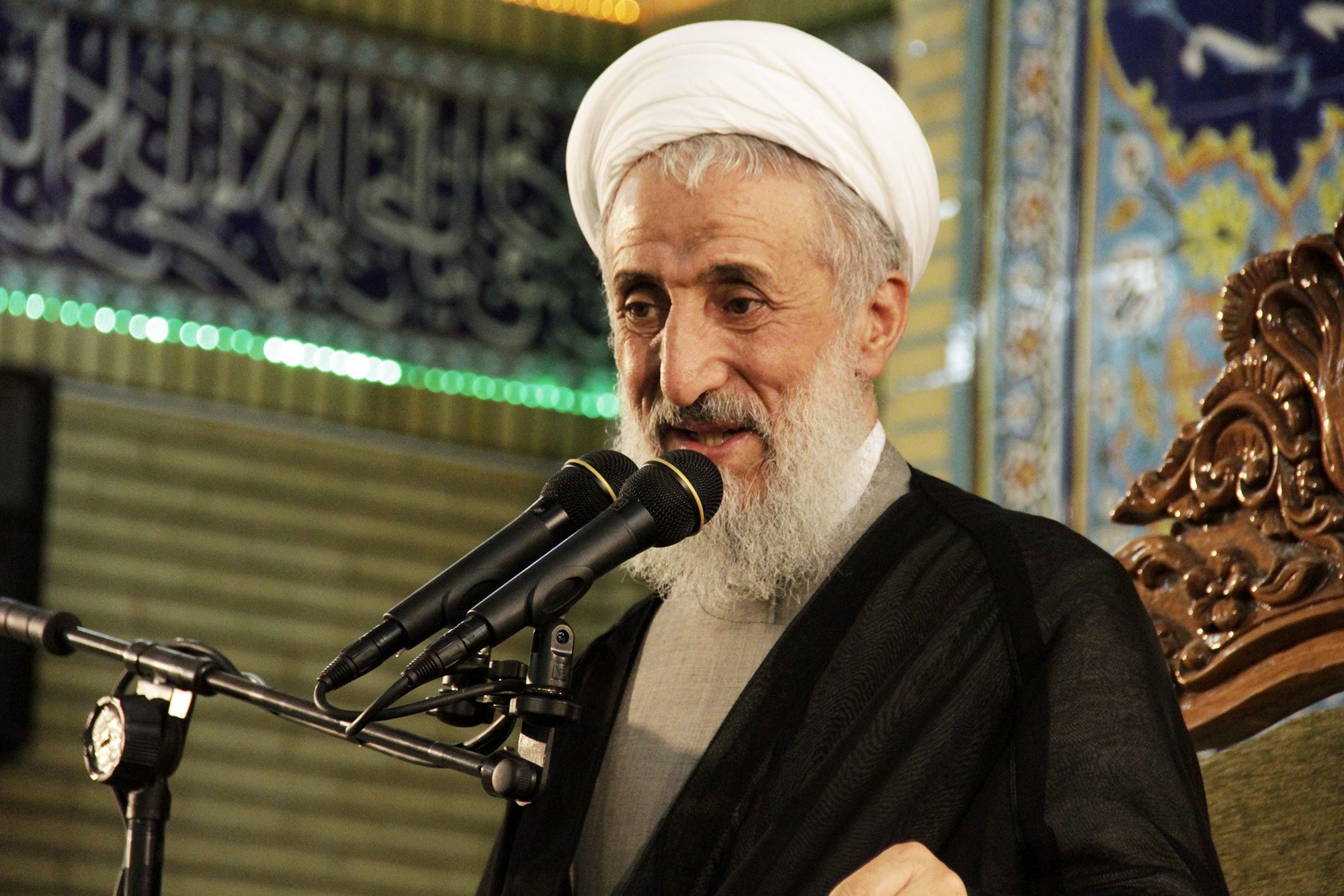 امام جمعه موقت تهران: مسئولان به داد مردم برسند / برجام مقدمه‌ای برای بصیرت مسئولان و مردم شد / سپاه مورد اعتماد مردم و بانی اصلی از بین بردن داعش است