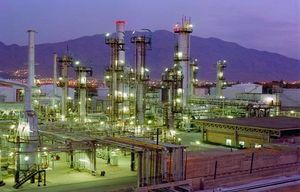 خصوصی‌سازی یا غارت بیت‌المال؟/ با ۲۱ میلیارد تومان صاحب پالایشگاه شوید! +تصاویر