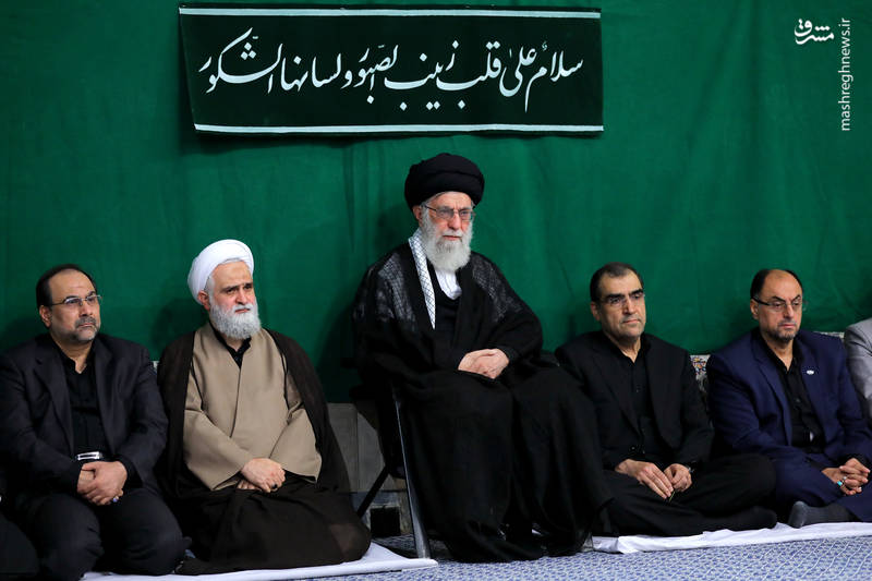 رهبر انقلاب در مراسم عزاداری اربعین حسینی: مسیر طی‌شده انقلاب، نشانه‌هایی امیدبخش را نشان می‌دهد/این اجتماعات باید عزم همگان را ثابت و استوار کند