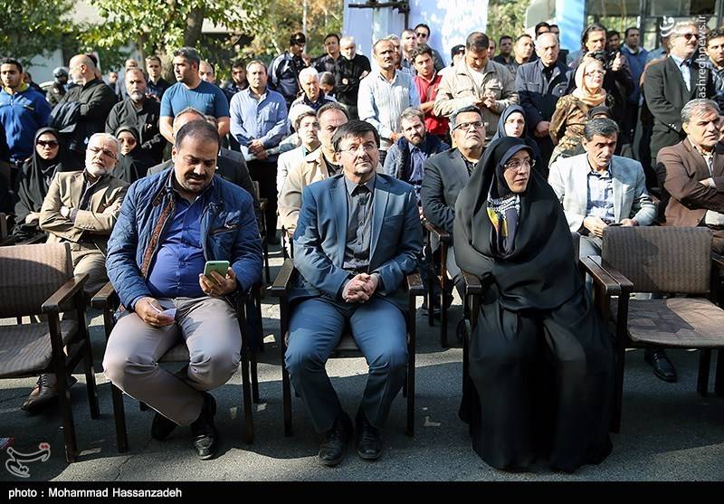 گلریزان جامعه ورزش برای زلزله زدگان