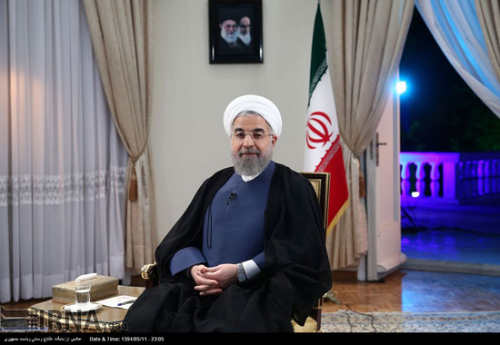 روحانی در گفت‌وگوی زنده تلویزیونی: مردم نقص دولت را در زلزله به خوبی جبران کردند/ مشکل بانک‌ها فقط برجام نیست/ مبنای کار ما افزایش یارانه نقدی نیست/ مشکل عربستان شکست‌هایش در منطقه و مسائل داخلی است