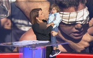 پسر بچه‌ای که برنامه تلویزیونی را به هم ریخت +فیلم