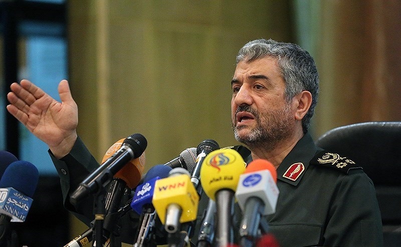 سرلشکر جعفری درجمع خبرنگاران: ادعای ترامپ درخصوص نقش ایران در شلیک موشک‌های یمن به عربستان دروغ است/ حریری نشان داد نوکر عربستان است