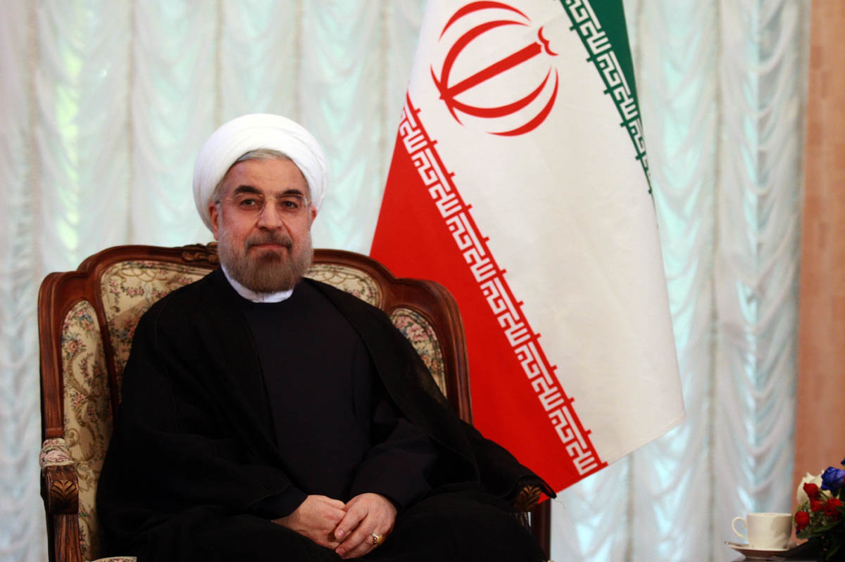 رییس جمهور در فرودگاه مهرآباد و در جمع خبرنگاران: قدس پایتخت دولت فلسطین خواهد بود/ تصمیم ترامپ برای انتقال سفارت آمریکا به قدس گستاخانه، نادرست و غیرقانونی است/ این طرح بخشی از نقشه صهیونیست ها و آمریکایی ها علیه دنیای اسلام است