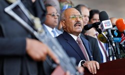 تحویل طلا، نقره و پول توقیف شده در منزل «علی عبدالله صالح» به بانک مرکزی صنعاء