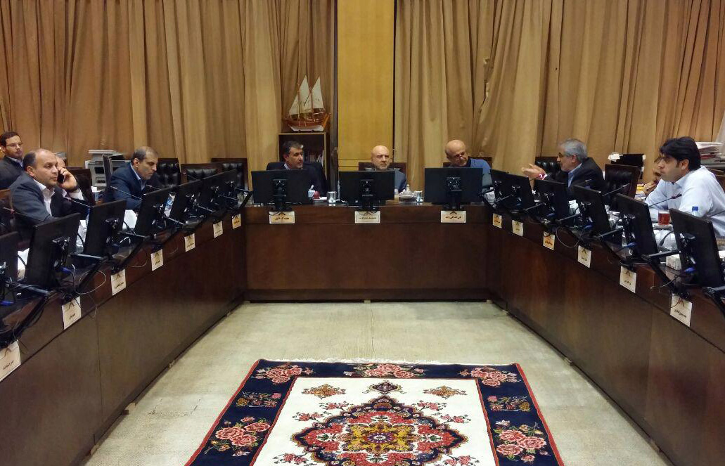 بررسی سرفصلهای اصلی بودجه ۹۷ با حضور استاندار و مجمع نمایندگان مازندران+عکس