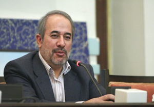 گرانی کتاب بهانه‌ای برای فرار از کتابخوانی/سرانه مطالعه در کشور خوب است