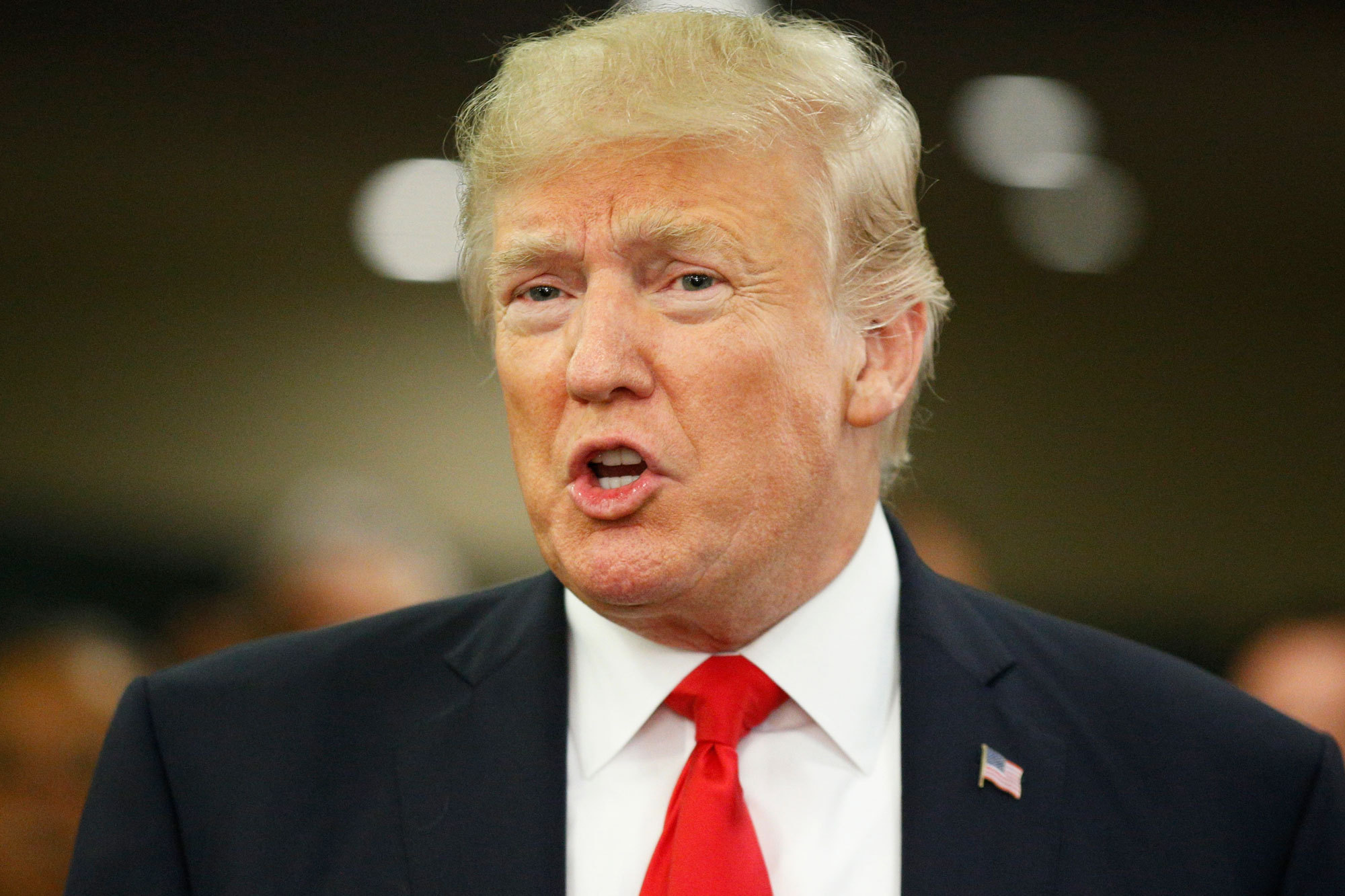 امروز (یکشنبه) آخرین روز ثبت نام کسر خدمت سربازی ایثارگری و جانبازی است و مشمولان تا پایان وقت اداری امروز فرصت دارند تا نسبت به ثبت نام در مراکز پلیس +۱۰ اقدام کنند.