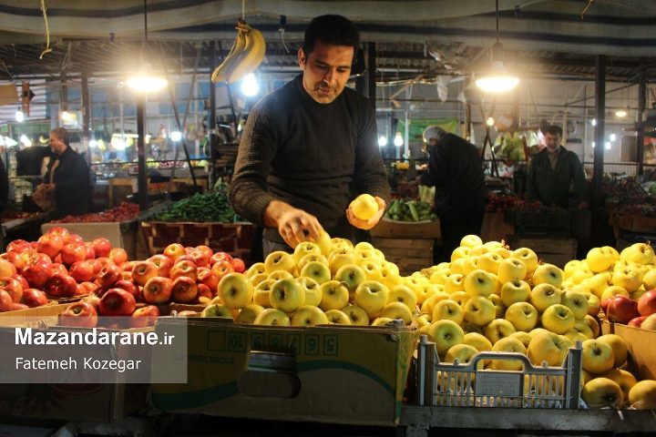 گرمای بازار آمل در شب یلدا به روایت تصویر