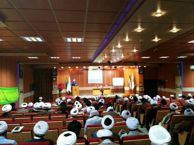 کارگاه آموزشی ویژه مبلغان و روحانیون طرح هجرت در آمل+ تصاویر