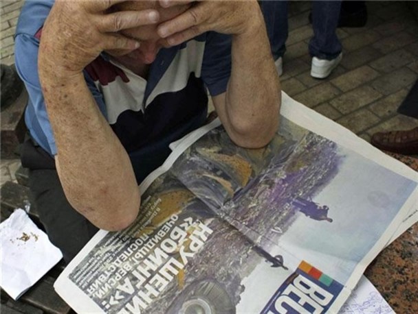 گزارشی از تأثیر اخبار منفی بر افراد جامعه; افزایش احساس اضطراب با قرارگیری در معرض «اخبار منفی»/ تنظیم اخبار منفی سلامت روانی خبرنگاران را تهدید می‌کند