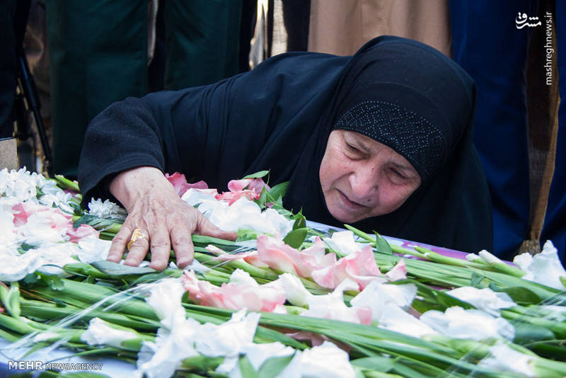 استقبال از پیکر شهید انبارکی در بوشهر