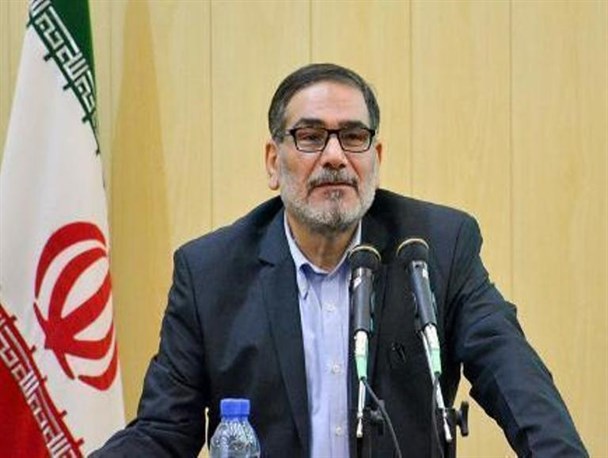 شمخانی: ترامپ و اوباما هر دو در اجرای برجام صادق نبودند/قانون اساسی حق تجمع را حقی مشروع می‌داند