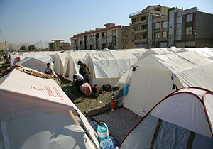 توضیحات شهروند سرپل ذهابی که قصد آتش زدن چادر خود را داشت +فیلم