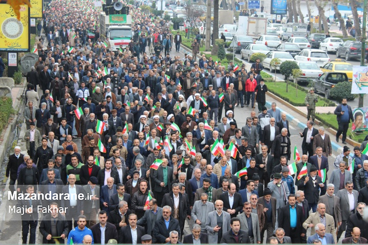 راهپیمایی پرشور مردم انقلابی آمل در حمایت از رهبری و محکومیت نا آرامی های اخیر+ تصاویر