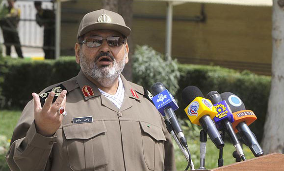 ۴دهه چالش‌های انقلاب در گفتگو با سرلشکر فیروزآبادی؛ کسانی که فکرش را هم نمی‌کردیم، ساواکی بودند/ بجای نخست‌وزیر کودتا نشستم/ بهزاد نبوی و محمد خاتمی گفتند دیگر به موسوی اعتقاد نداریم