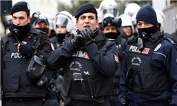 بازداشت حدود ۵۰ نفر در ترکیه به اتهام ارتباط با گروه‌های تروریستی