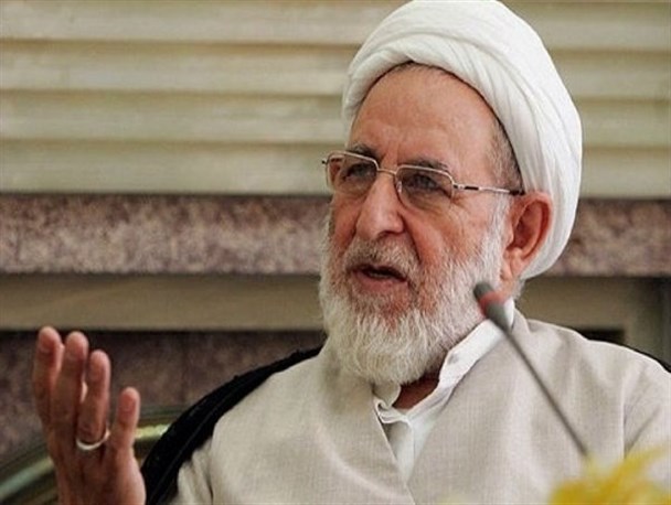 آیت الله یزدی: همراهی با مردم و زمان شناسی مهم ترین وظیفه روحانیت است/ وحدت ملت عراق سبب نابودی داعش شد