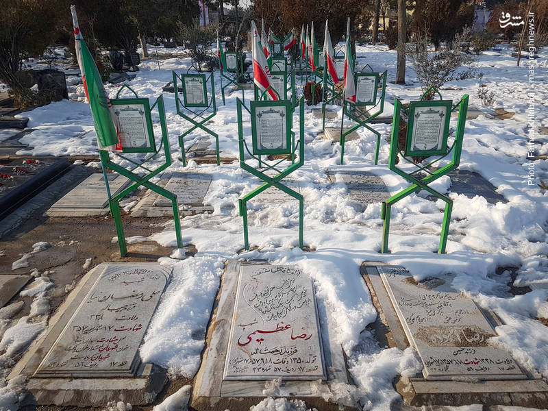 مزار لاله‌های در خون خفته