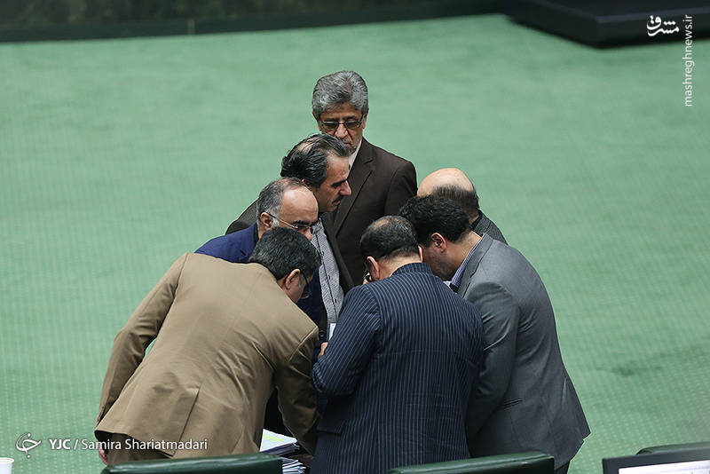 حاشیه‌های جلسه امروز مجلس