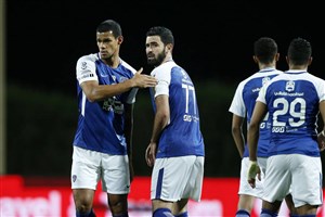 خریبین از فهرست الهلال خارج شد/ قاتل پرسپولیس مقابل استقلال بازی نمی‌کند