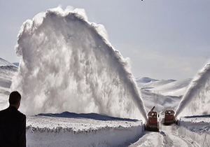 نحوه برف روبی در کشورهای اروپایی + فیلم