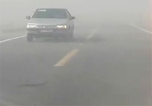 وقوع طوفان شدید شن در محور ترانزیتی ریگان – چابهار + فیلم