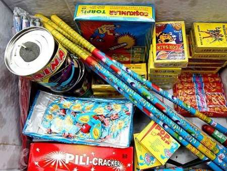 دستگیری عامل تهیه و توزیع مواد محترقه در شهرستان آمل