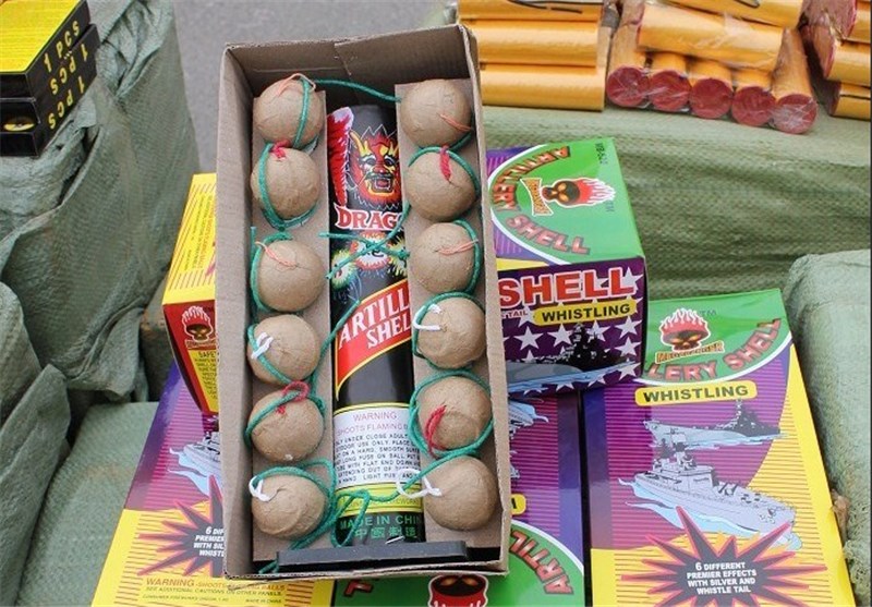 کشف ۴۳۶ هزار عدد مواد محترقه در استان مازندران