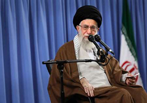 رهبر انقلاب: مبادا روحانیون، پولدارها را به فقرا ترجیح دهند + فیلم