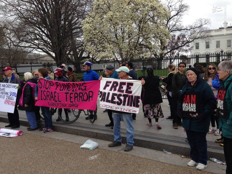 اعتراض به جنایات اسرائیل در مقابل کاخ سفید