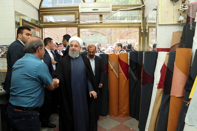 روحانی در بازار کیف و کفش تبریز