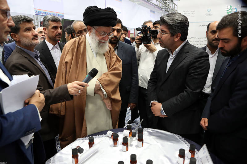 بازدید رهبر انقلاب از نمایشگاه کالای ایرانی