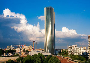 تایم لپسی جالب از ساخت برج میلان در ایتالیا +فیلم