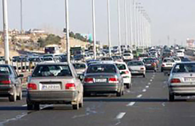 ترافیک نیمه سنگین در آزاد راه کرج- قزوین