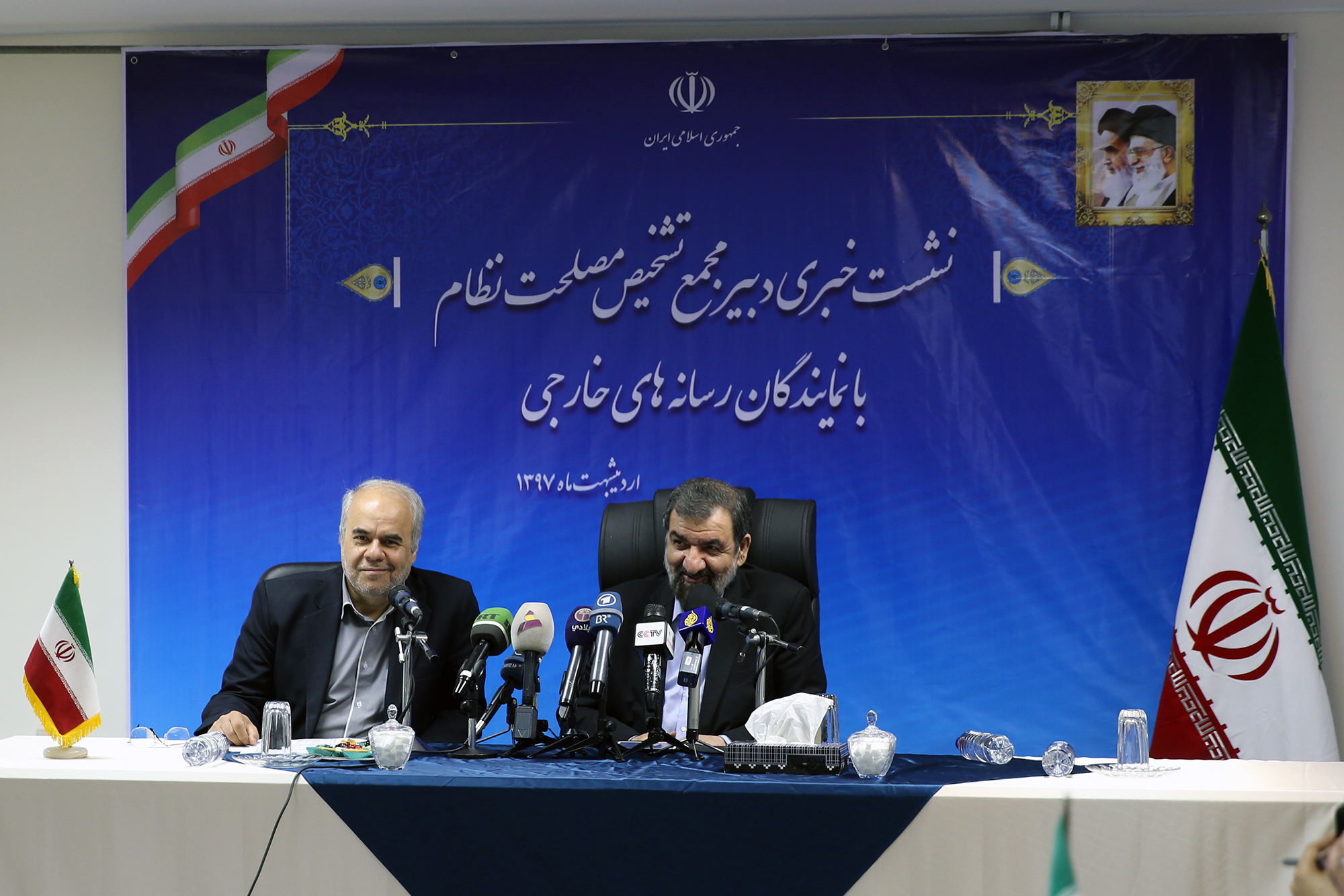 رضایی در نشست خبری با رسانه های خارجی: توان آمریکا در سوریه در حد همین حمله محدود و ناموفق است/در صورت خروج آمریکا از توافق برجام، از NPT خارج می‌شویم