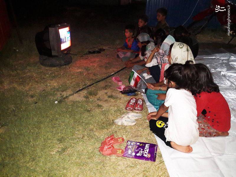 بچه‌های سرپل‌ذهاب غرق در هیجان جام جهانی