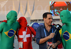 عجیب ترین پوشش‌های هواداران تیم‌های فوتبال در جام جهانی ۲۰۱۸ روسیه + فیلم