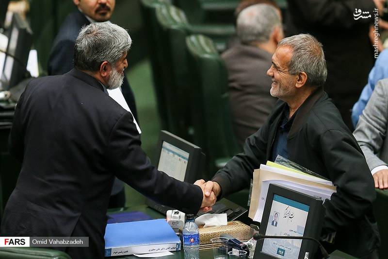 حاشیه‌های جلسه علنی امروز مجلس