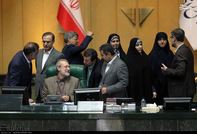 حاشیه‌های جلسه علنی امروز مجلس