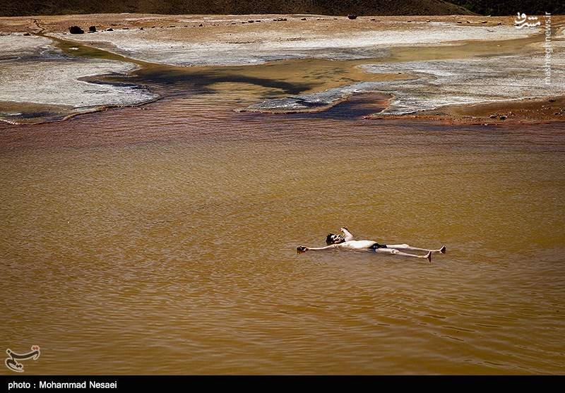 آب تنی در”باداب سورت”