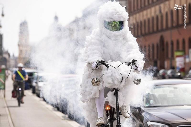 عکس/ اعتراض جالب یک آلمانی به کشیدن سیگار