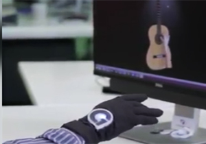 دستکش هوشمندی که لذت واقعیت مجازی را دو برابر می‌کند! + فیلم